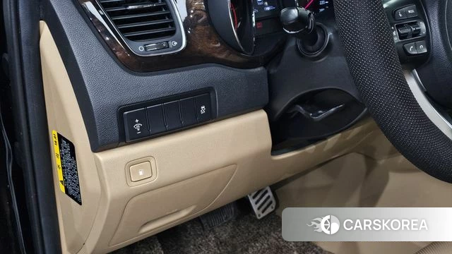 Kia The New Carnival id 4677660 из Кореи 8