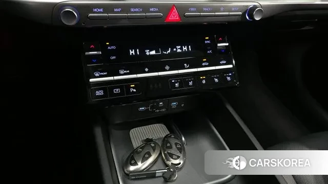 Hyundai Grandeur (GN7) id 3620490 из Кореи 8