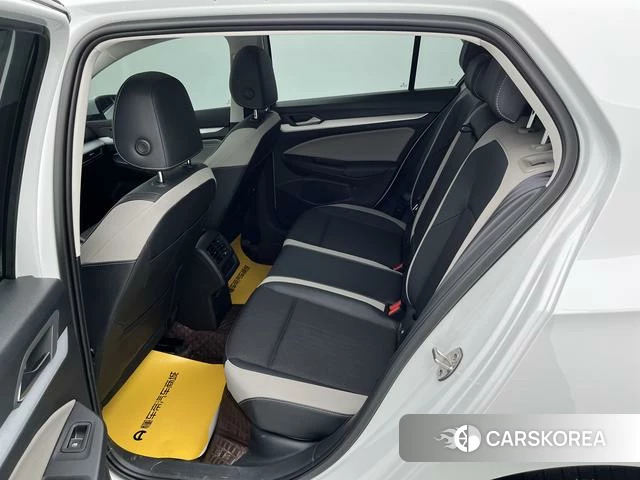 Volkswagen Golf id 4279069 из Китая 8