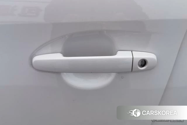 Toyota YARIS L to enjoy id 4259127 из Китая 8
