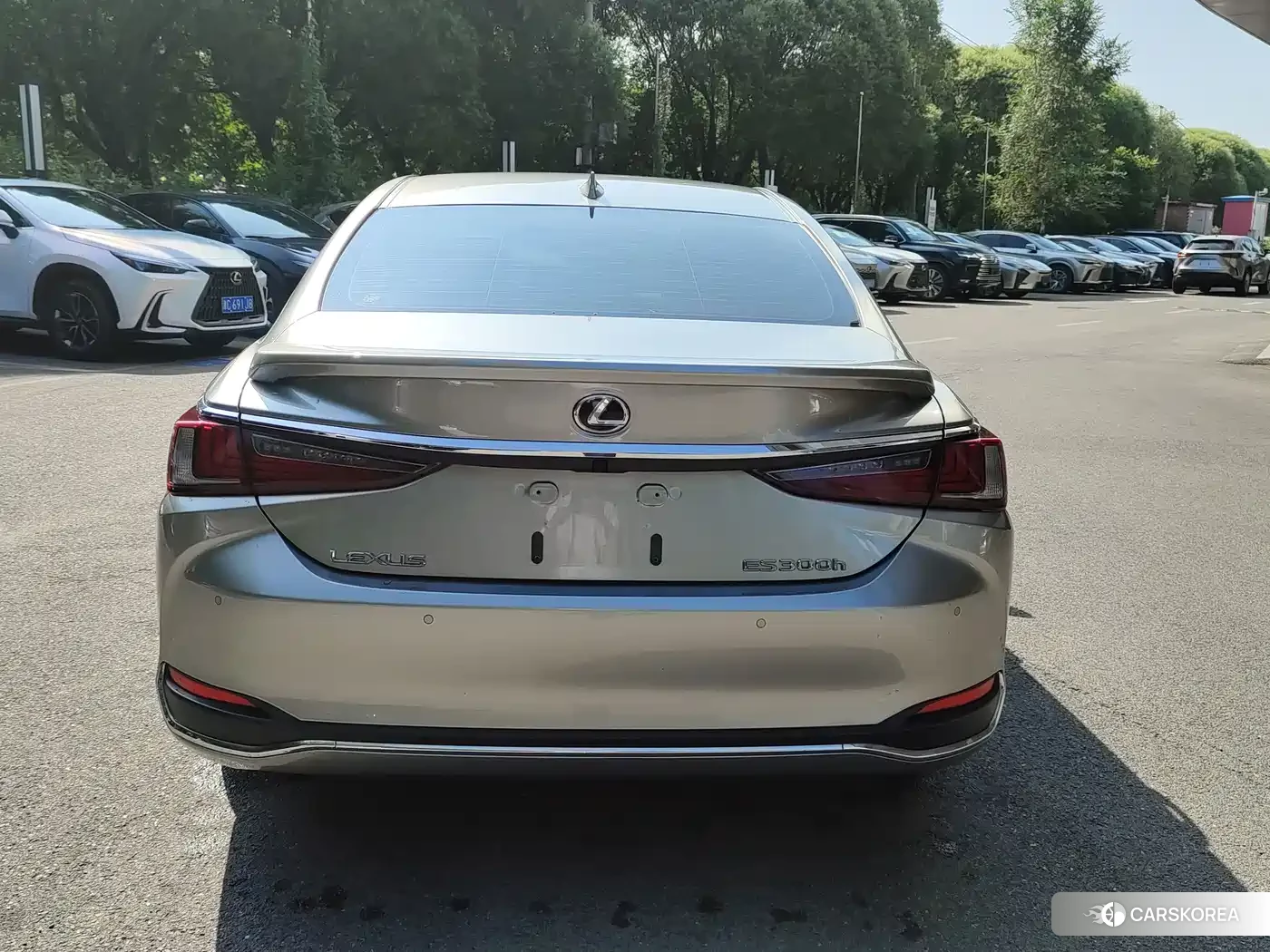 Lexus ES id 4654532 из Китая 8