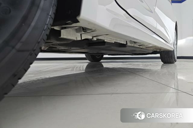 Toyota Corolla id 4208644 из Китая 8