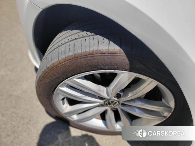 Volkswagen The New Passat id 4212052 из Кореи 8