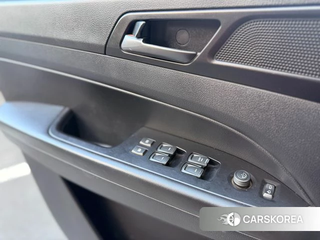 Ssangyong Rexton Sports Cannes id 4410358 из Кореи 8
