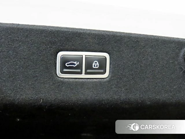 Hyundai Ionic 6 id 4281810 из Кореи 8