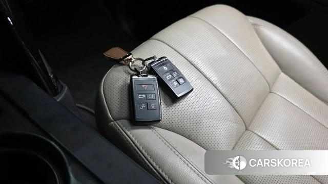 Land Rover Discovery 5 id 4557838 из Кореи 8