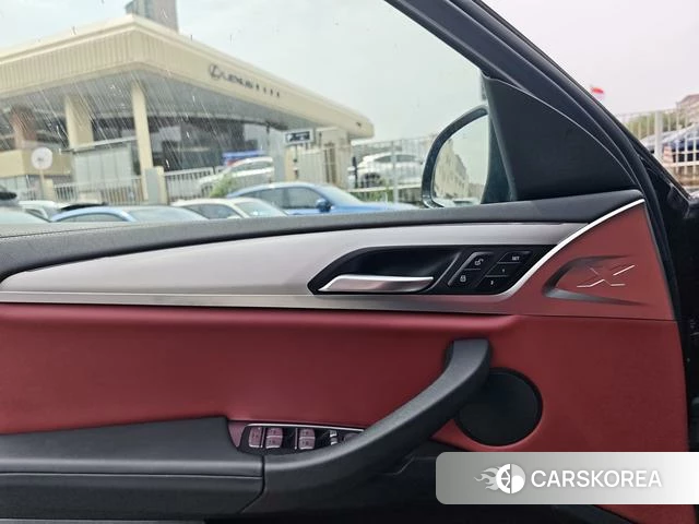 BMW X4 id 4291242 из Китая 8
