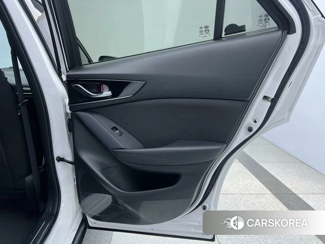 Mazda CX-4 id 4265799 из Китая 8