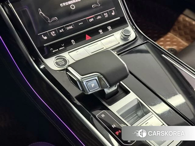 Audi A8 id 4259475 из Китая 8