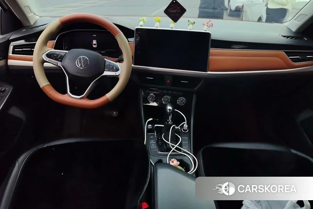 Volkswagen Bora id 4218706 из Китая 8