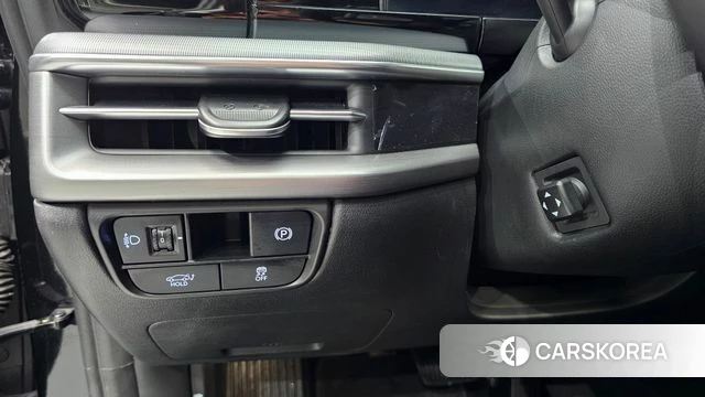 Hyundai Grandeur (GN7) id 4292721 из Кореи 8