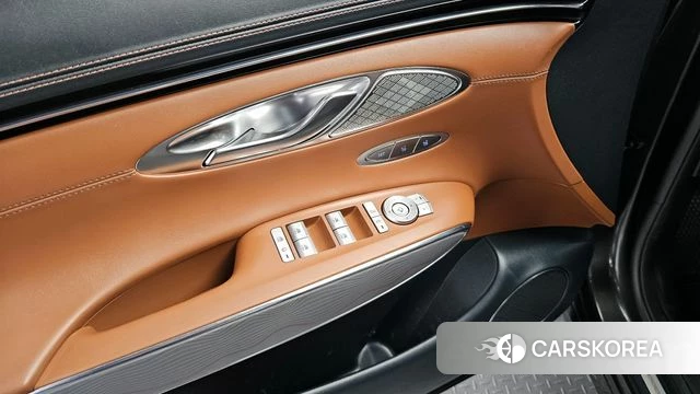 Genesis GV70 id 3953294 из Кореи 8