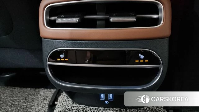 Genesis GV70 id 3891776 из Кореи 8