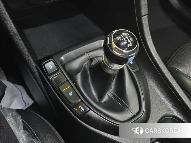 Hyundai Veloster (JS) id 3459775 из Кореи 8