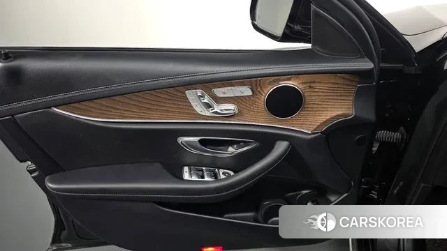 Mercedes-Benz E-Class W213 id 3207997 из Кореи 8