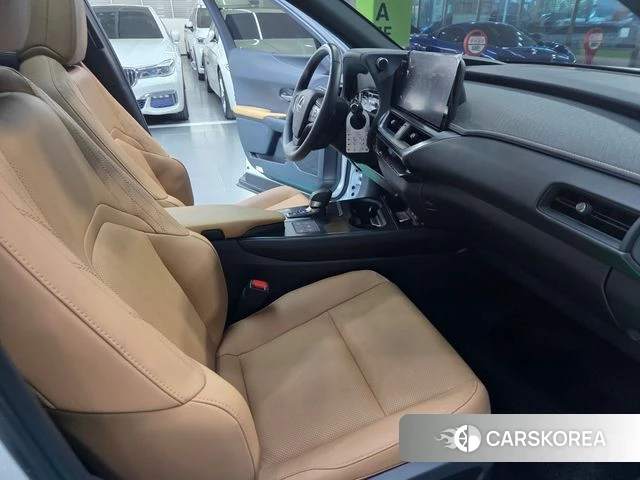 Lexus UX300h id 4767355 из Кореи 8