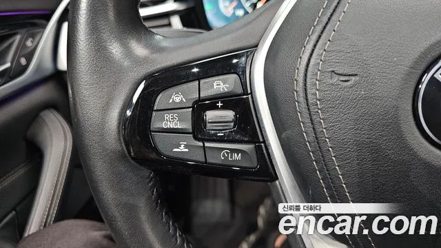 BMW 5 Series (G30) id 2337667 из Кореи 8