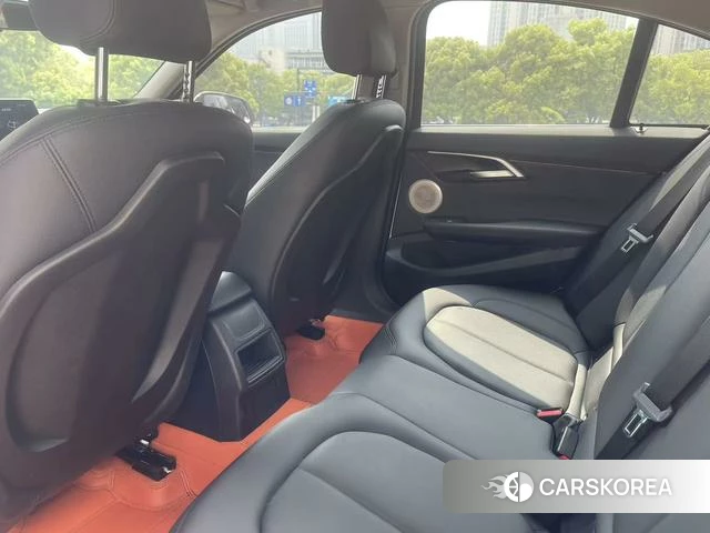 BMW 1 series id 4260377 из Китая 8