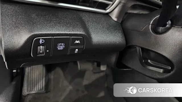 Hyundai Avante Hybrid (CN7) id 3273506 из Кореи 8