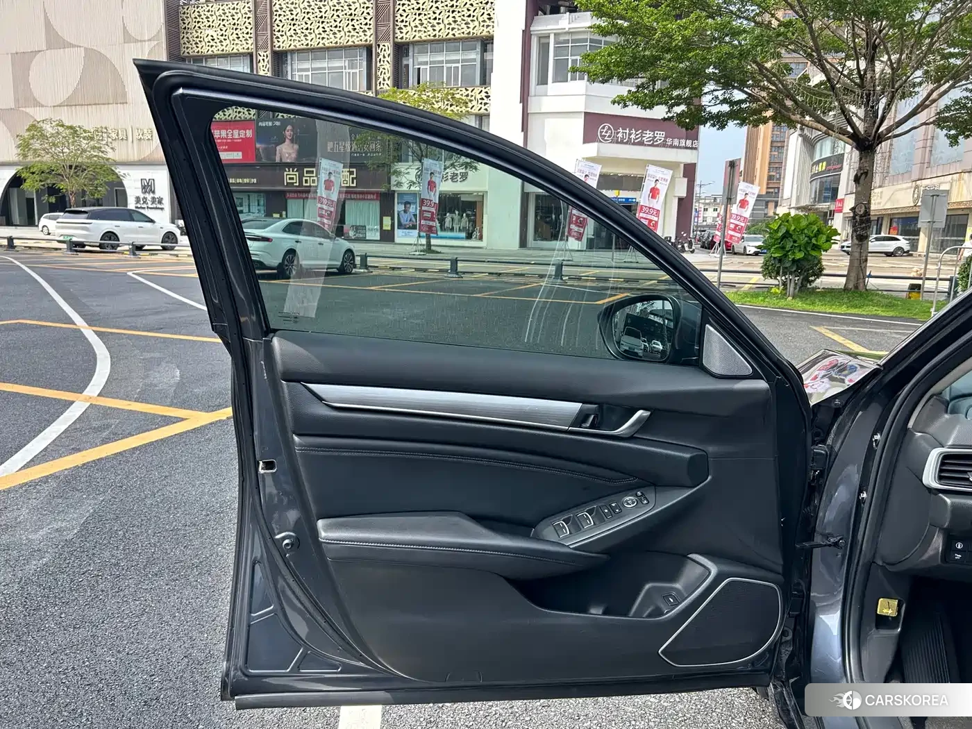 Honda Accord id 4547999 из Китая 8