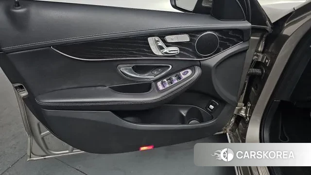 Mercedes-Benz C-Class W205 id 3760768 из Кореи 8