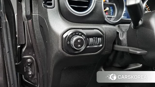 Jeep Wrangler (JL) id 3660489 из Кореи 8