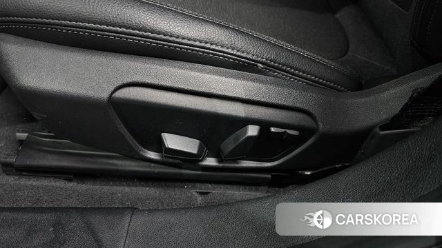 BMW 1 Series (F40) id 3885151 из Кореи 8