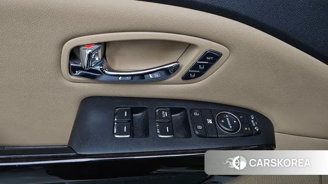 Kia The New Carnival id 3641412 из Кореи 8