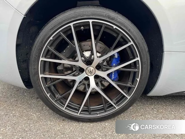 Maserati Grancabrio 2nd Generation id 3288943 из Кореи 8