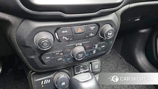 Jeep Renegade id 3181792 из Кореи 8