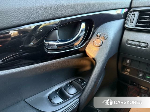 Nissan Qijun id 4221725 из Китая 8