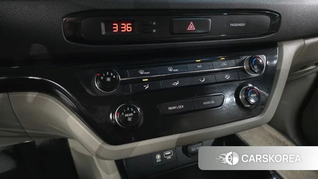 Kia The New Carnival id 4435650 из Кореи 8
