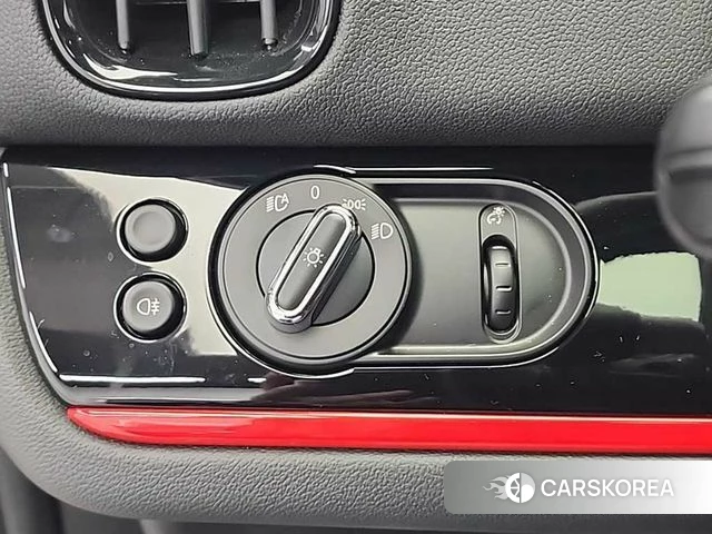 Mini Cooper S Countryman id 4871497 из Кореи 8
