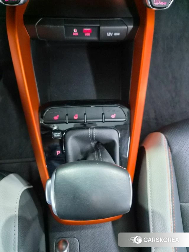 Kia Stonic id 4620637 из Кореи 8