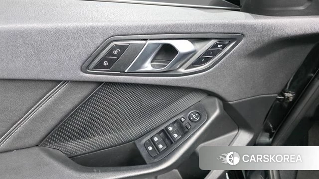 BMW 1 Series (F40) id 3827953 из Кореи 8