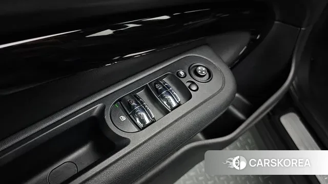 Mini Cooper D Clubman id 3772985 из Кореи 8