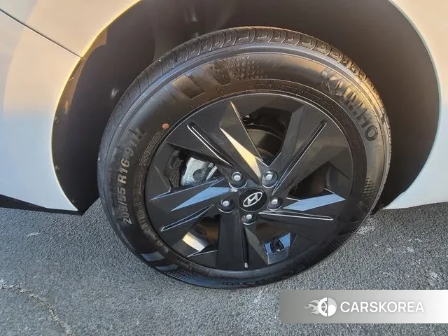 Hyundai Avante (CN7) id 3463121 из Кореи 8