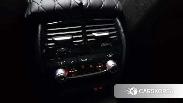 BMW 5 Series (G30) id 3427247 из Кореи 8