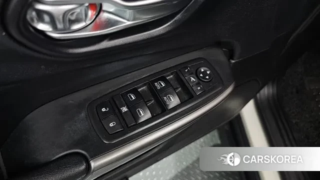 Jeep Cherokee (KL) id 3259534 из Кореи 8