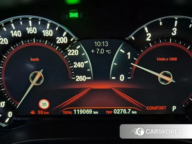 BMW 5 Series (G30) id 3789370 из Кореи 8