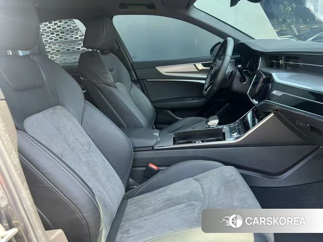 Audi A6L id 4313797 из Китая 8