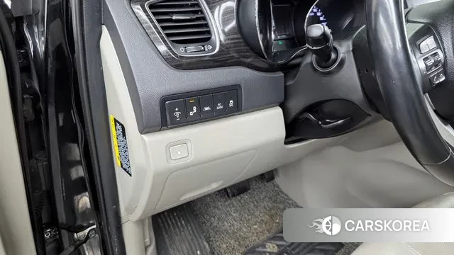 Kia The New Carnival id 3396246 из Кореи 8