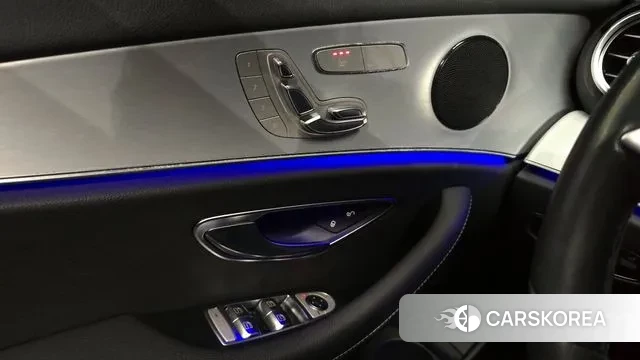 Mercedes-Benz E-Class W213 id 3708164 из Кореи 8