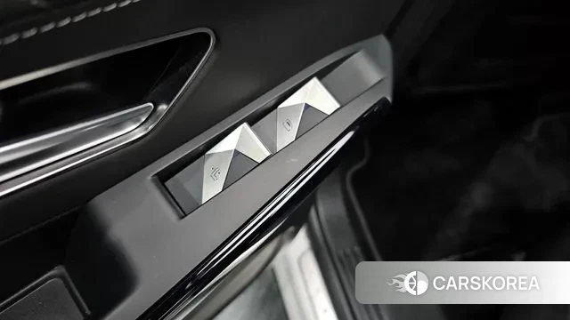 Citroen / DS DS7 Crossback id 3076424 из Кореи 8