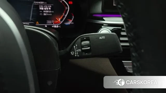 BMW 5 Series (G30) id 3360675 из Кореи 8