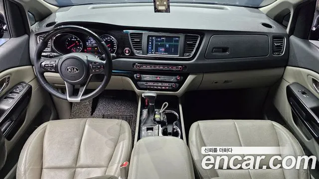 Kia The New Carnival id 2659782 из Кореи 8