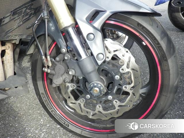 Suzuki GSR750 id 3947097 из Японии 8