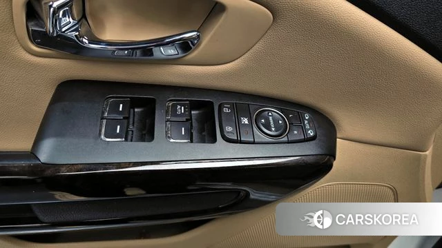 Kia The New Carnival id 3942783 из Кореи 8