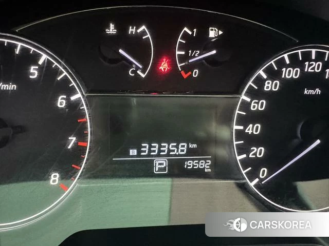 Nissan TIIDA id 4335852 из Китая 8