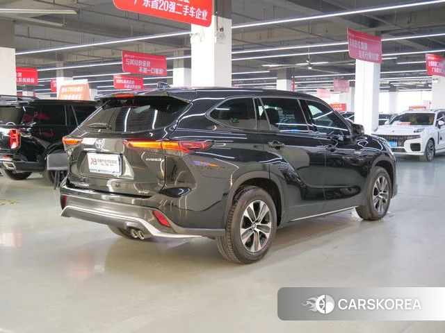 Toyota Crown Lufang id 4263996 из Китая 8